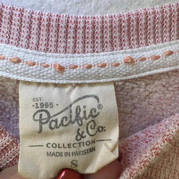 Pacific & Co Pink Folly Beach SC South Carolina Logo Sweater Size Small Terry - Picture 3 of 5